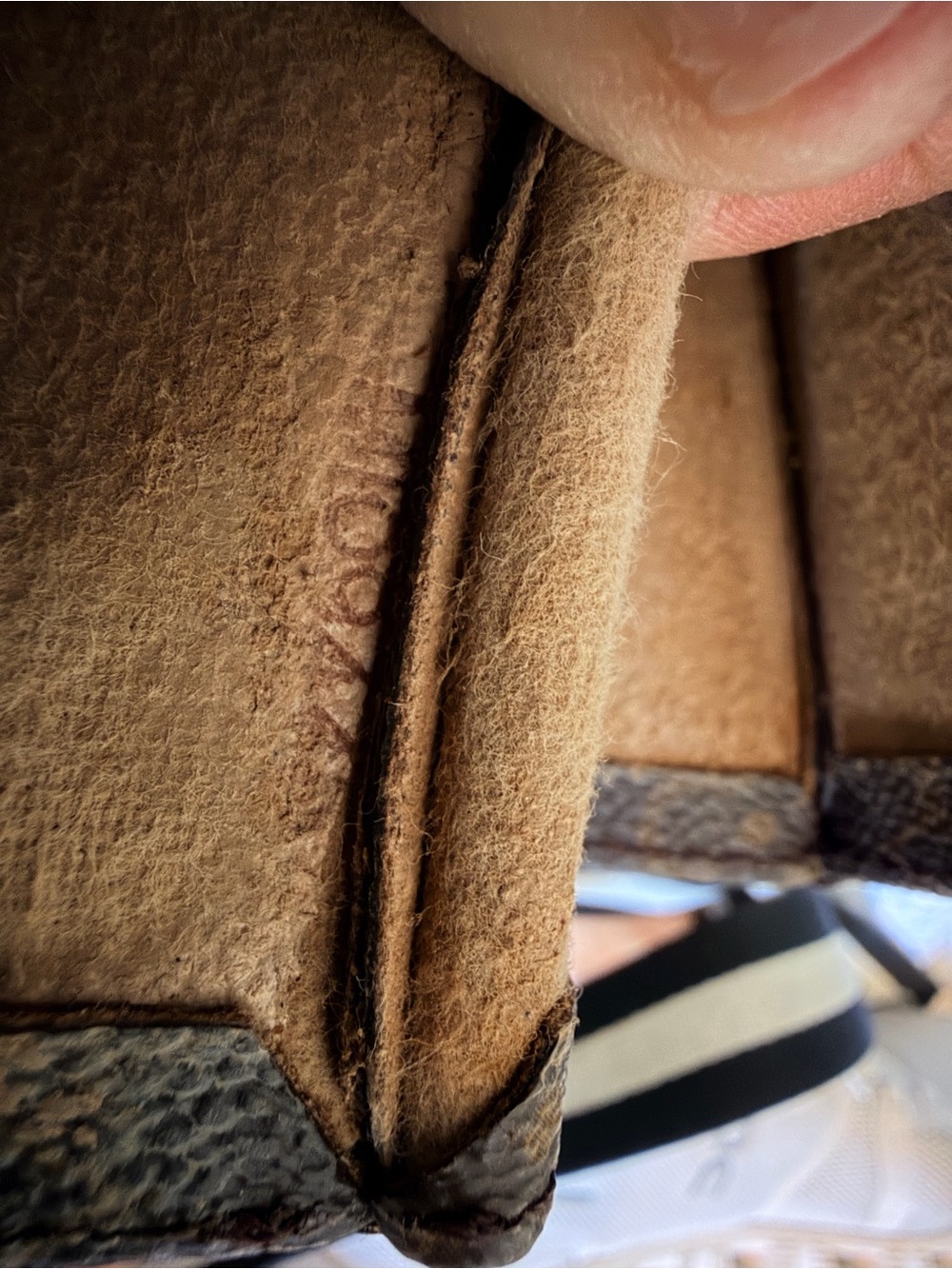 Louis Vuitton Monogram Sac Plat Tote - Picture 13 of 16